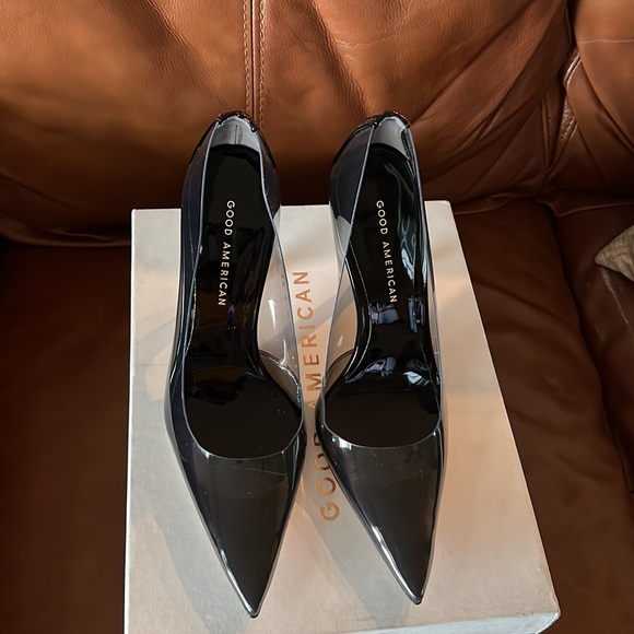 Brand New Good American by Khloe Kardashian, Black Cinderella pumps, size 7. - Picture 9 of 10
